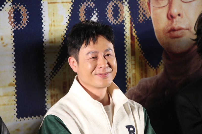 张颂文